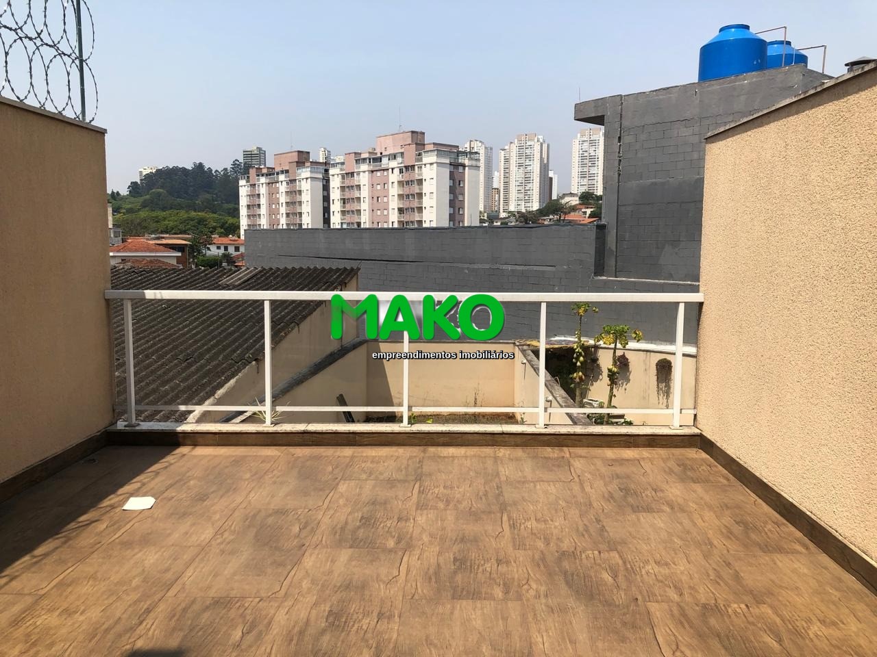 Sobrado à venda e aluguel com 3 quartos, 200m² - Foto 44