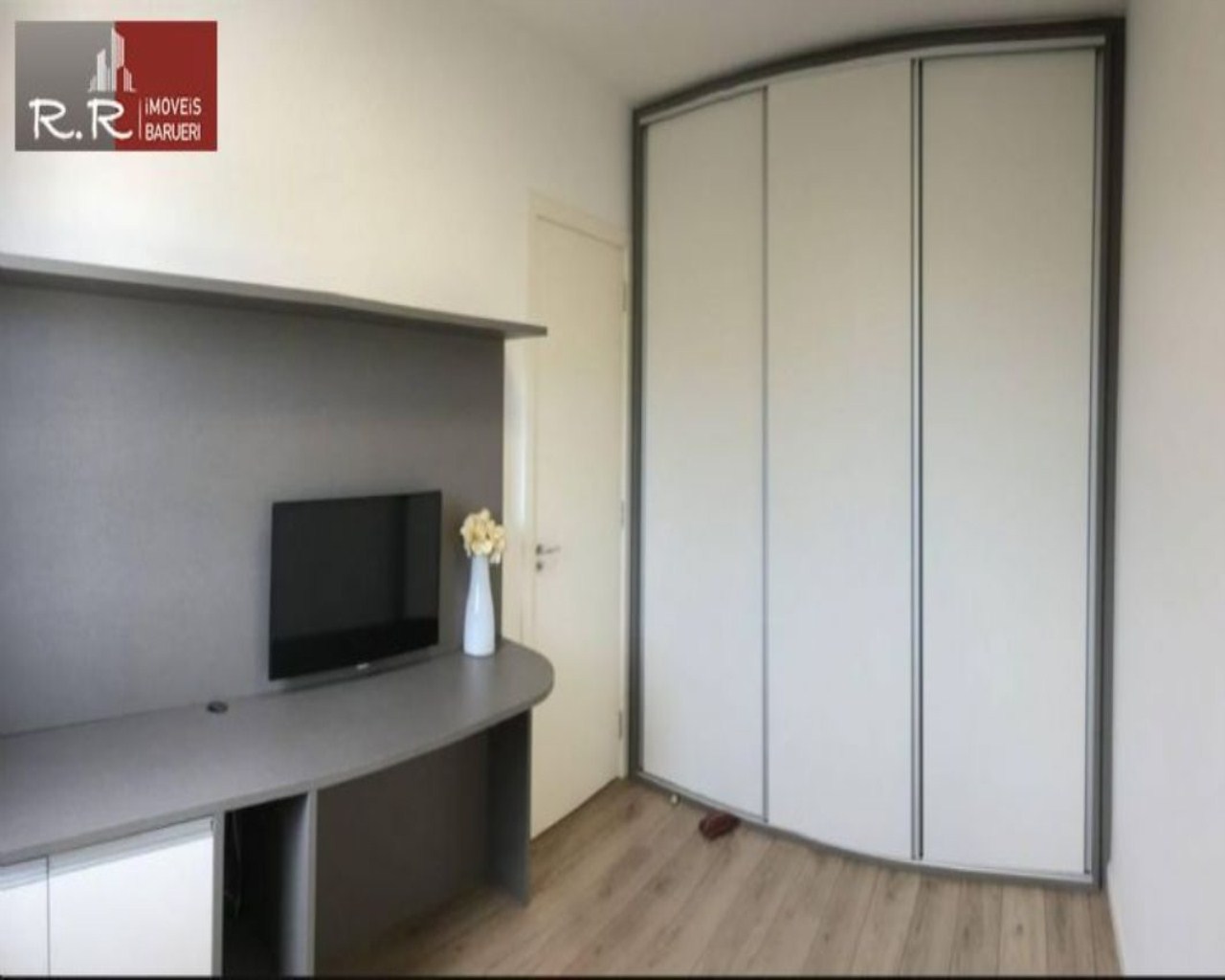 Apartamento à venda com 2 quartos, 77m² - Foto 11