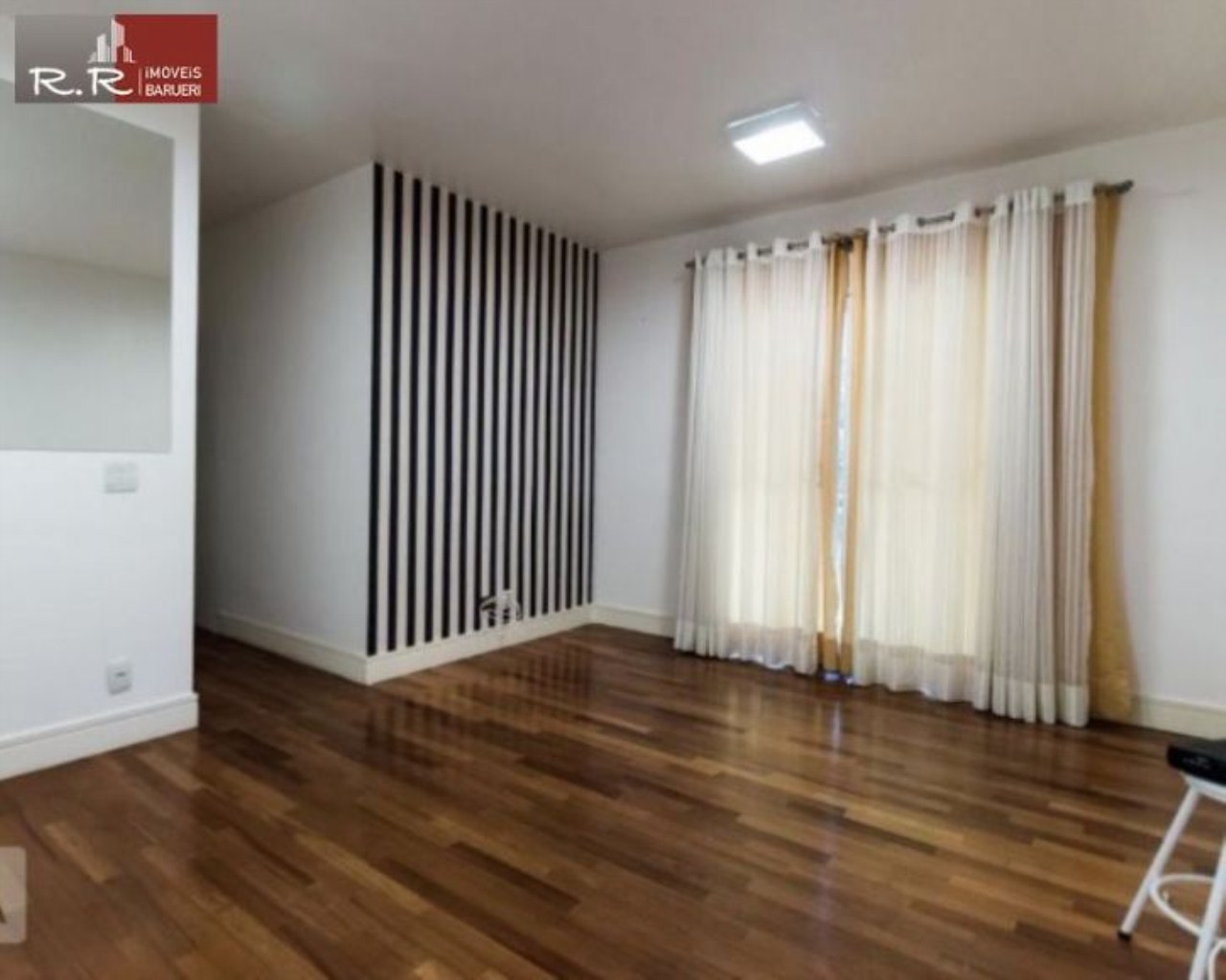 Apartamento à venda com 2 quartos, 85m² - Foto 1