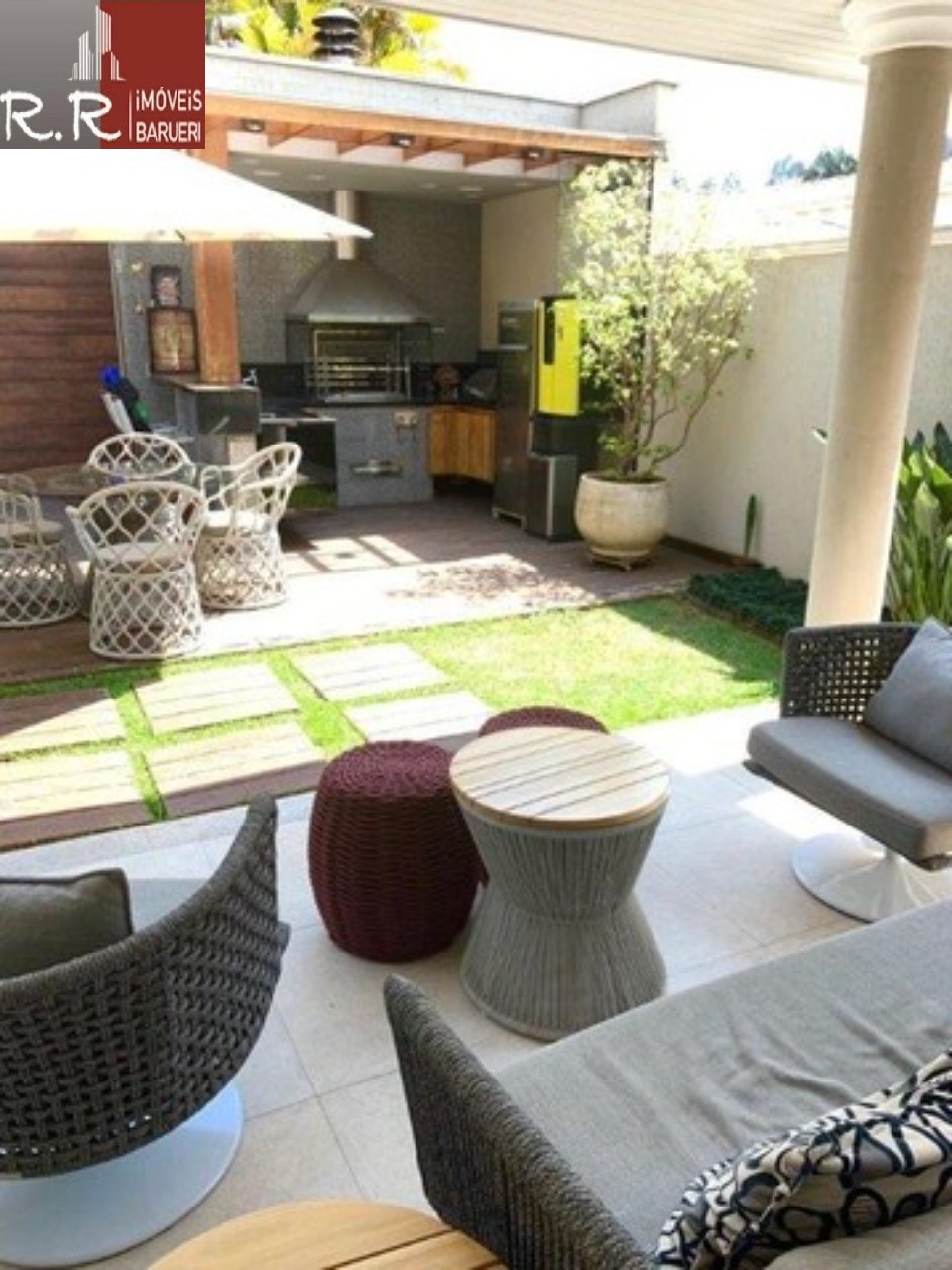 Casa à venda com 4 quartos, 350m² - Foto 18