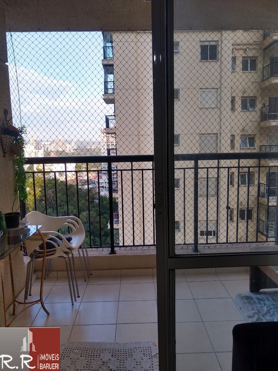 Apartamento à venda com 2 quartos, 68m² - Foto 4