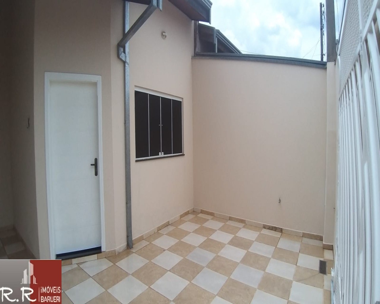 Casa à venda com 2 quartos, 160m² - Foto 6