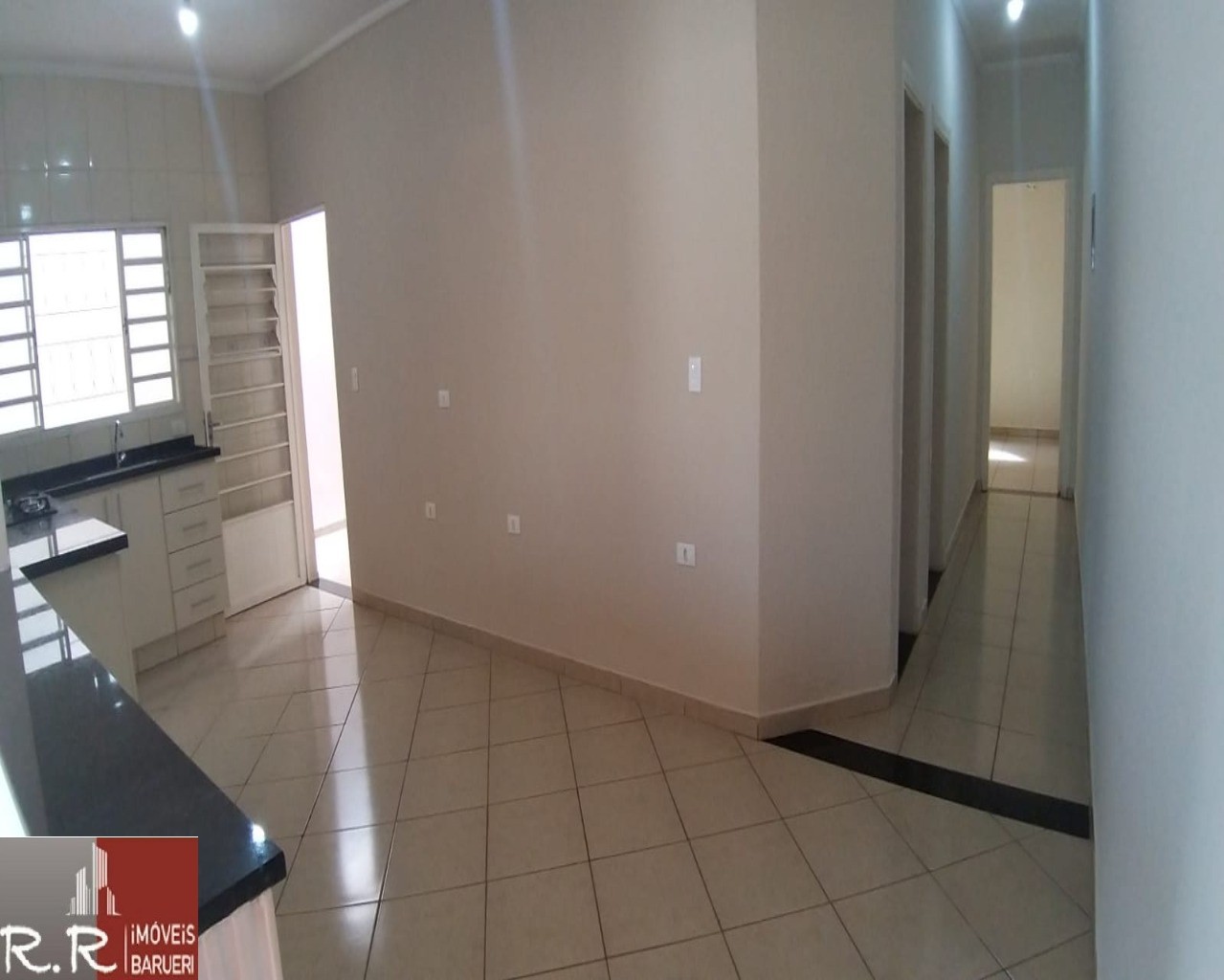 Casa à venda com 2 quartos, 160m² - Foto 14