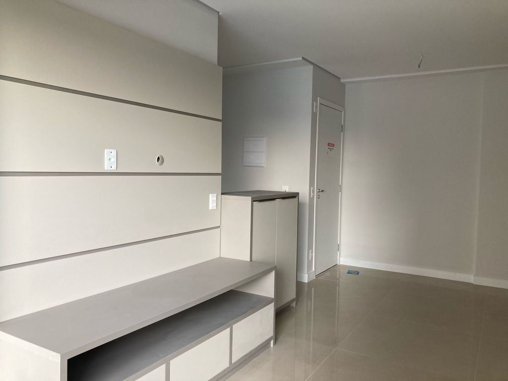 Apartamento à venda com 2 quartos, 68m² - Foto 21