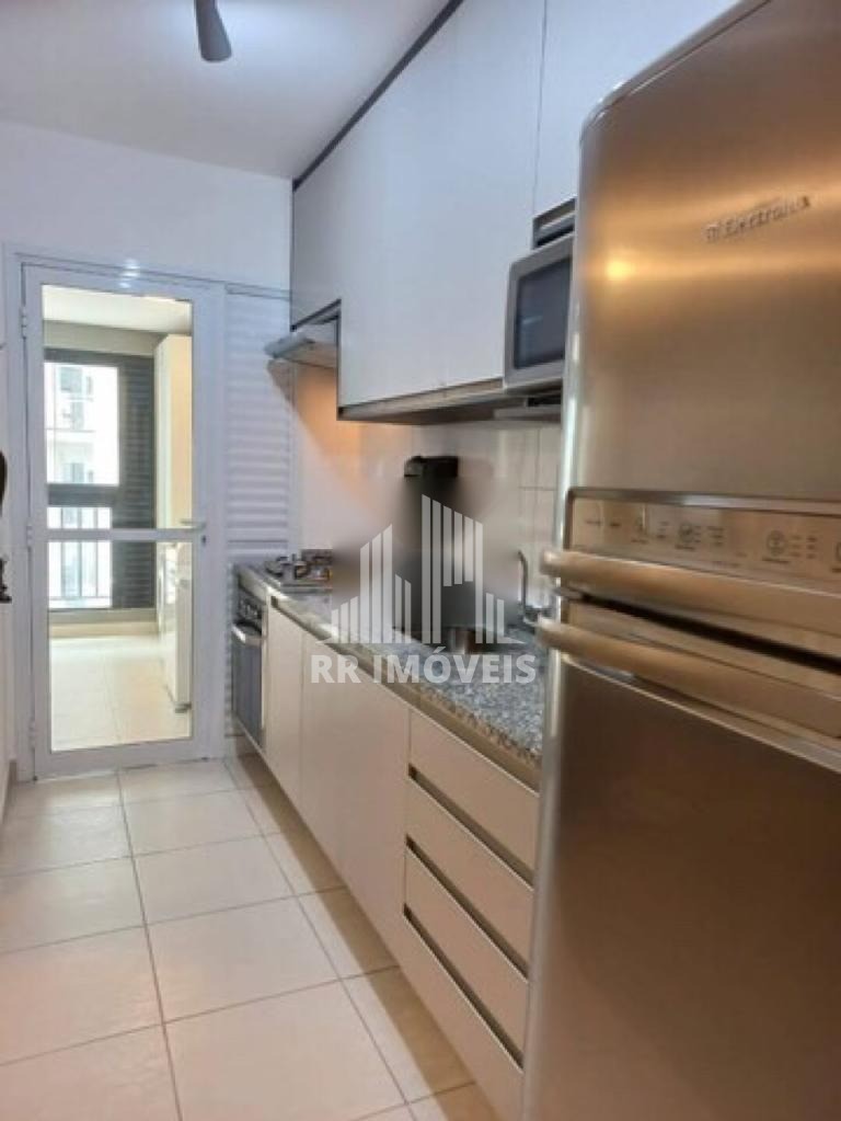 Apartamento à venda com 2 quartos, 65m² - Foto 4