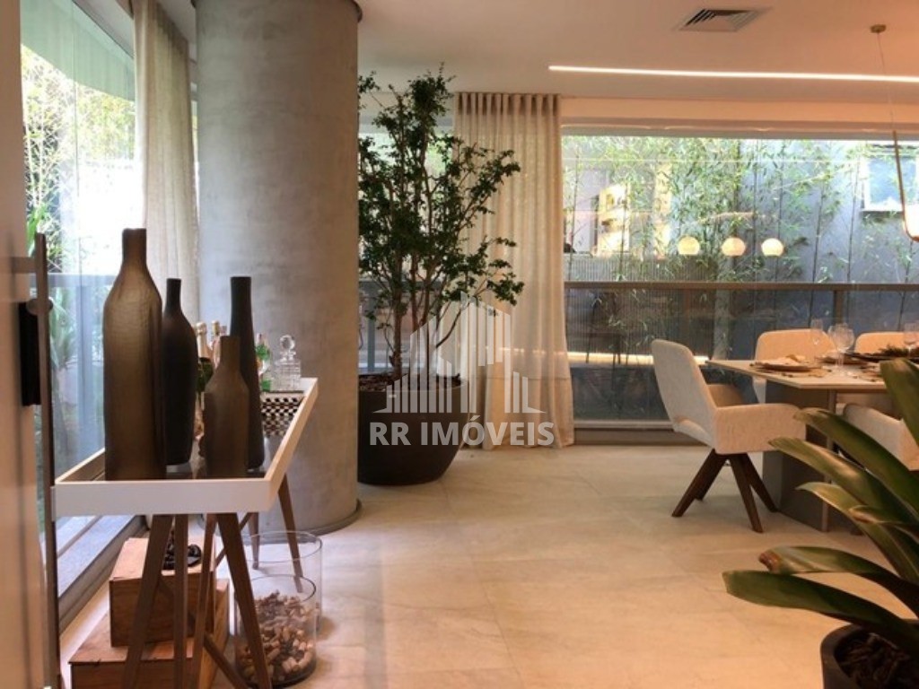 Apartamento à venda com 3 quartos, 175m² - Foto 4