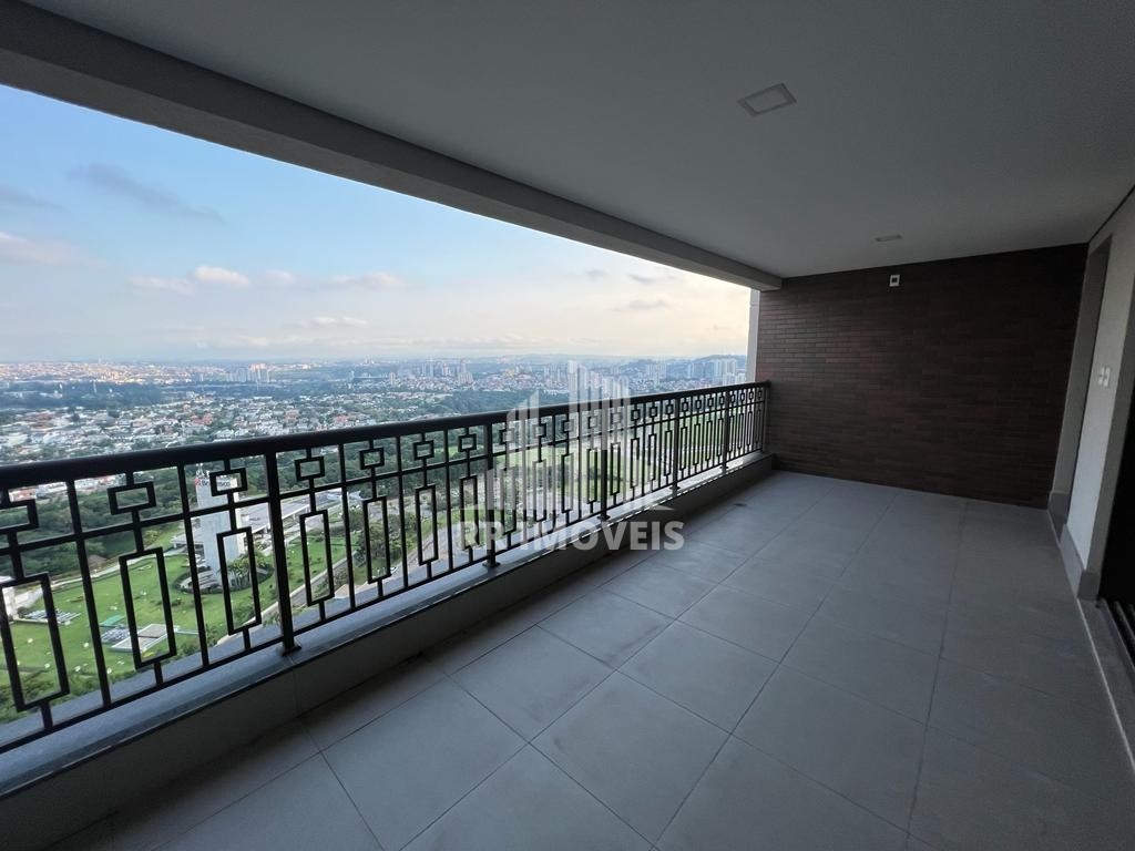 Apartamento à venda com 4 quartos, 228m² - Foto 2