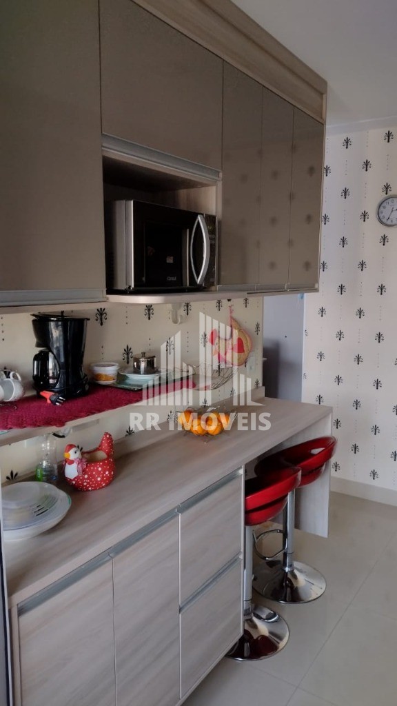 Apartamento à venda com 2 quartos, 60m² - Foto 4