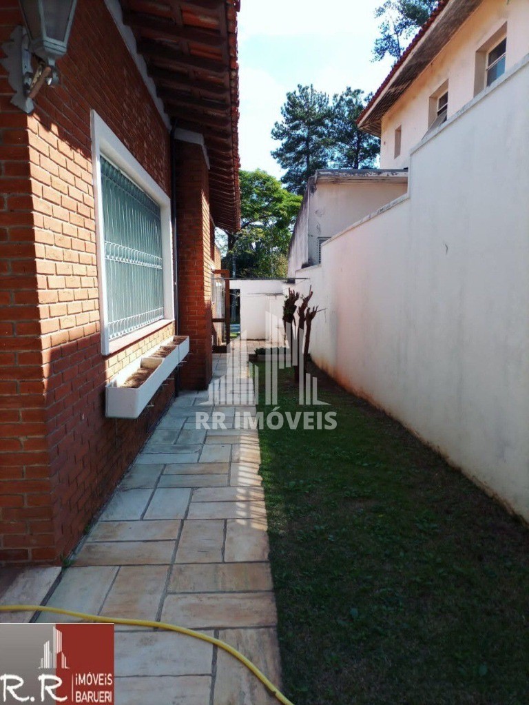 Casa à venda com 3 quartos, 300m² - Foto 28