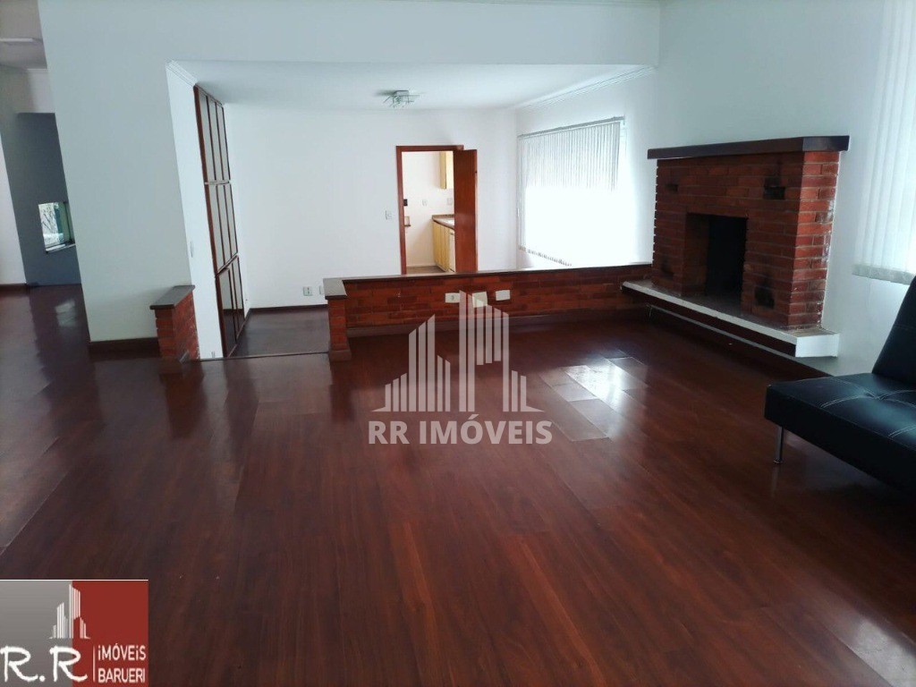 Casa à venda com 3 quartos, 300m² - Foto 4