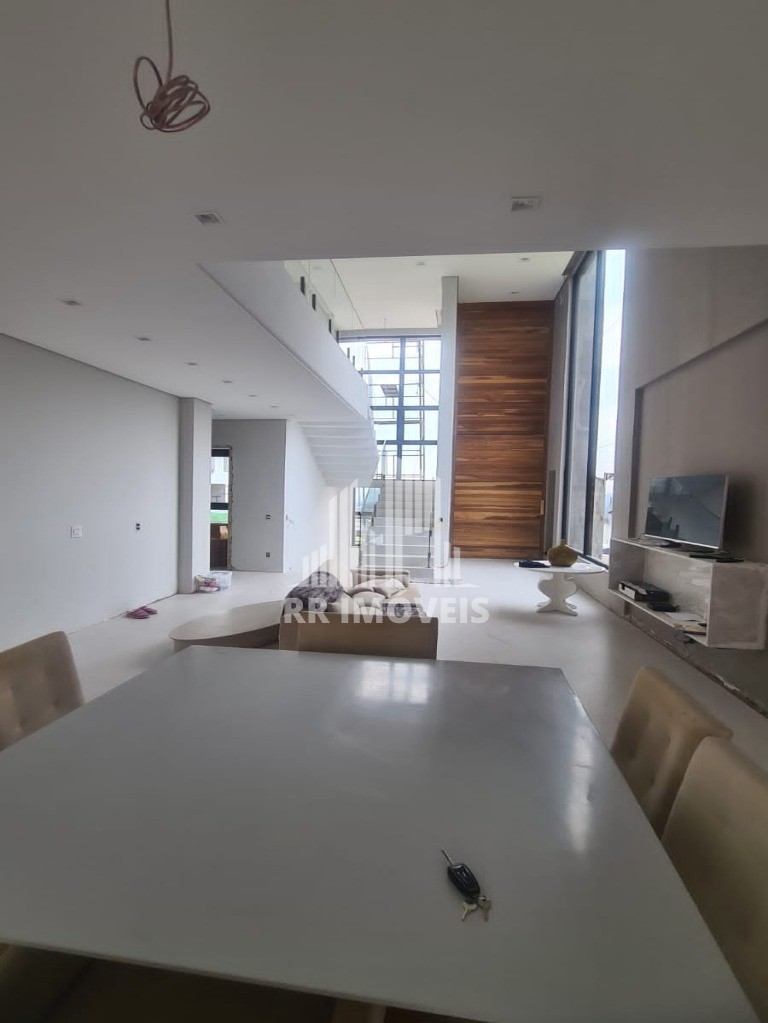 Casa à venda com 4 quartos, 440m² - Foto 9