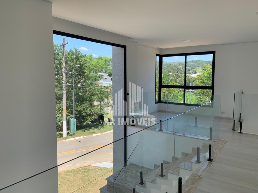 Casa à venda com 3 quartos, 340m² - Foto 7