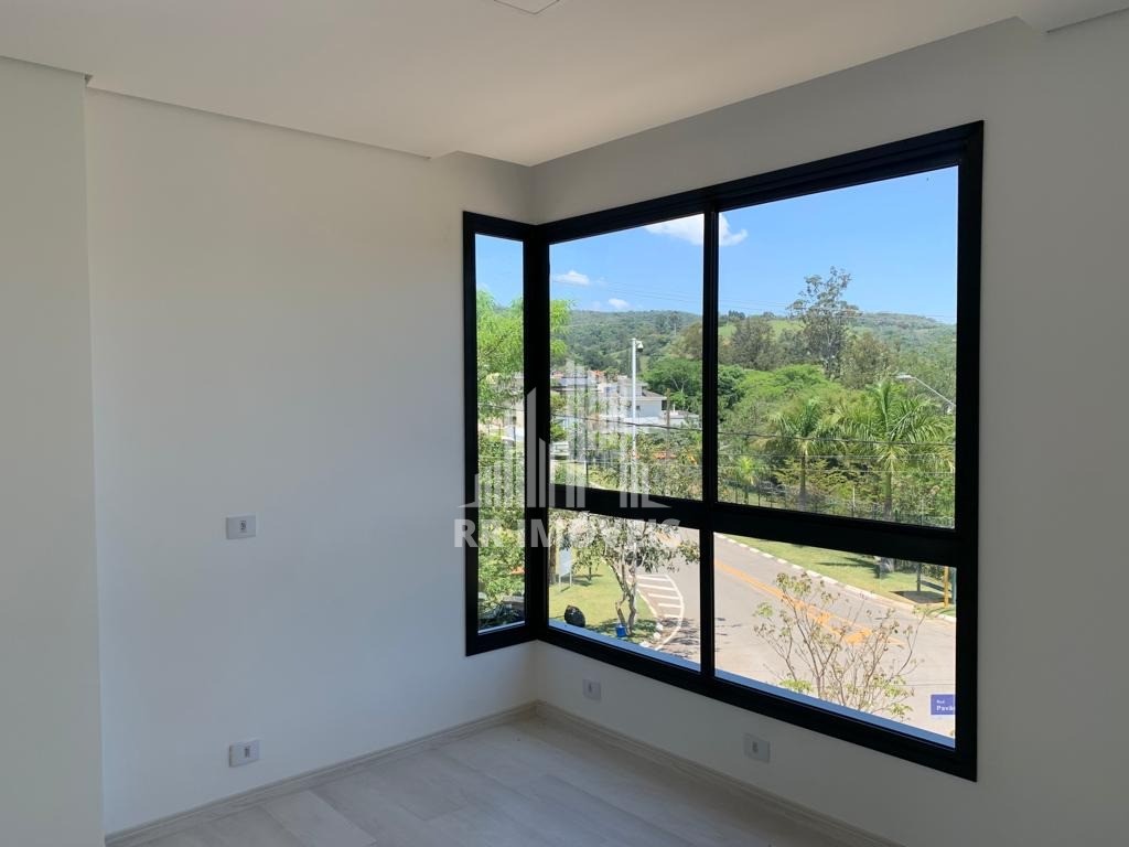 Casa à venda com 3 quartos, 340m² - Foto 14