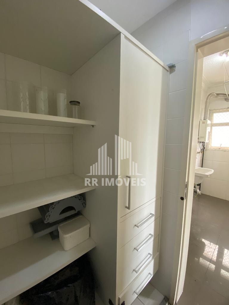 Apartamento à venda com 2 quartos, 76m² - Foto 16