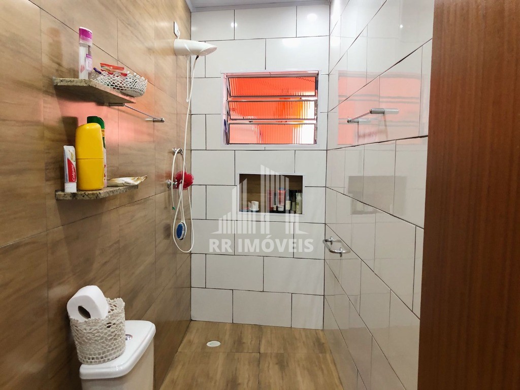 Casa à venda com 3 quartos, 200m² - Foto 17