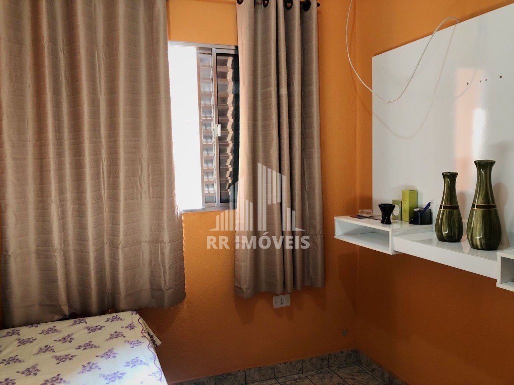 Casa à venda com 3 quartos, 200m² - Foto 4