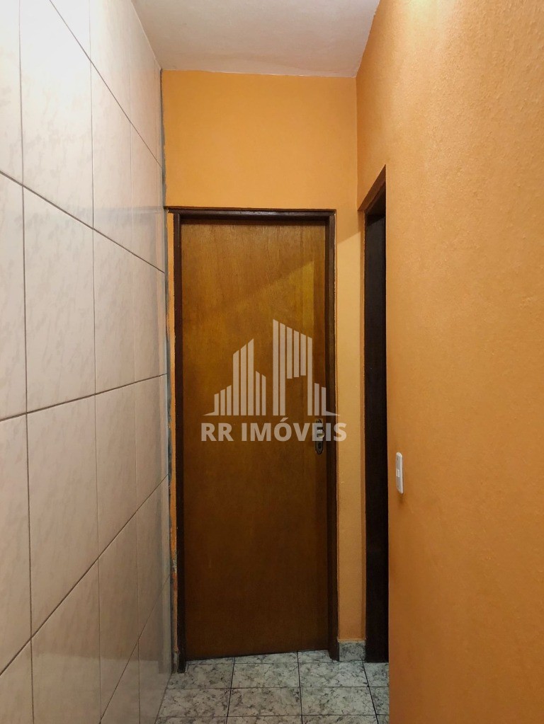 Casa à venda com 3 quartos, 200m² - Foto 10