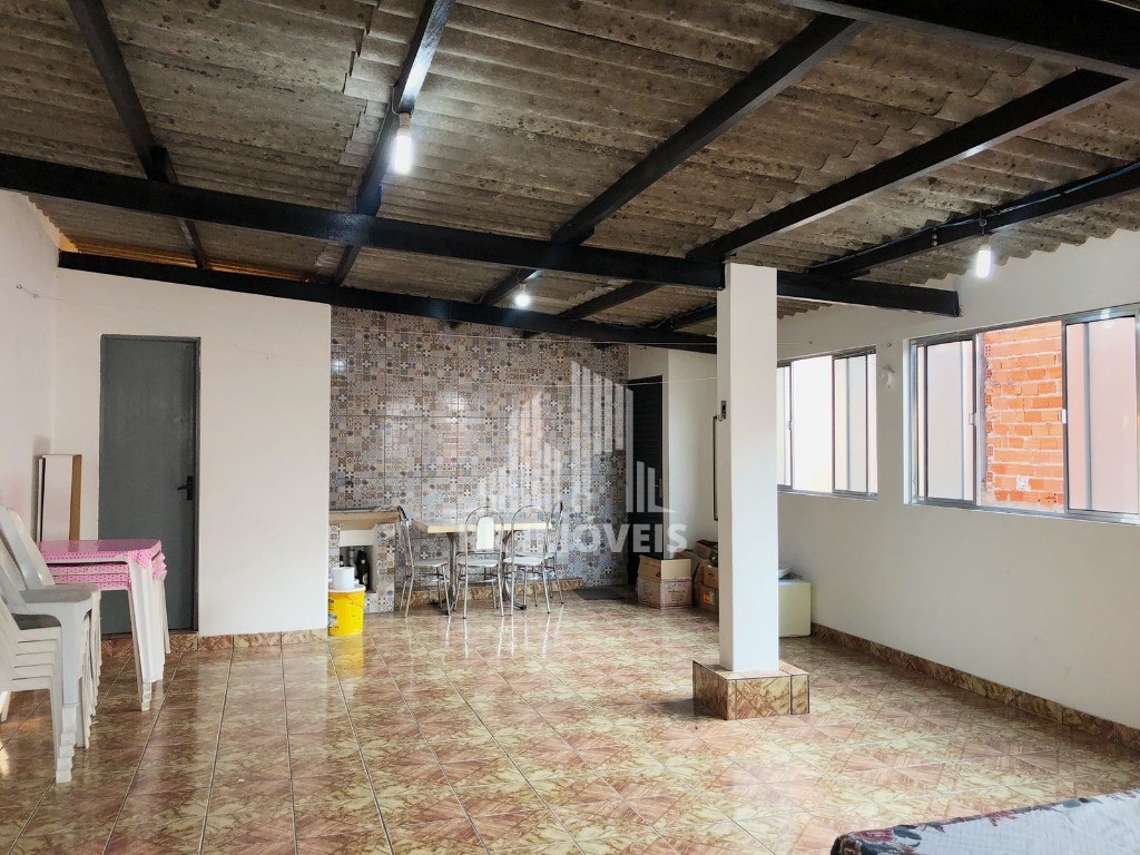 Casa à venda com 3 quartos, 200m² - Foto 27