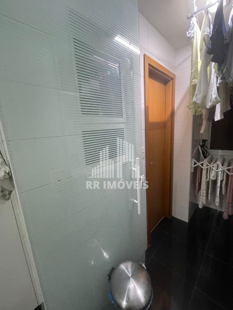 Apartamento à venda com 3 quartos, 122m² - Foto 19