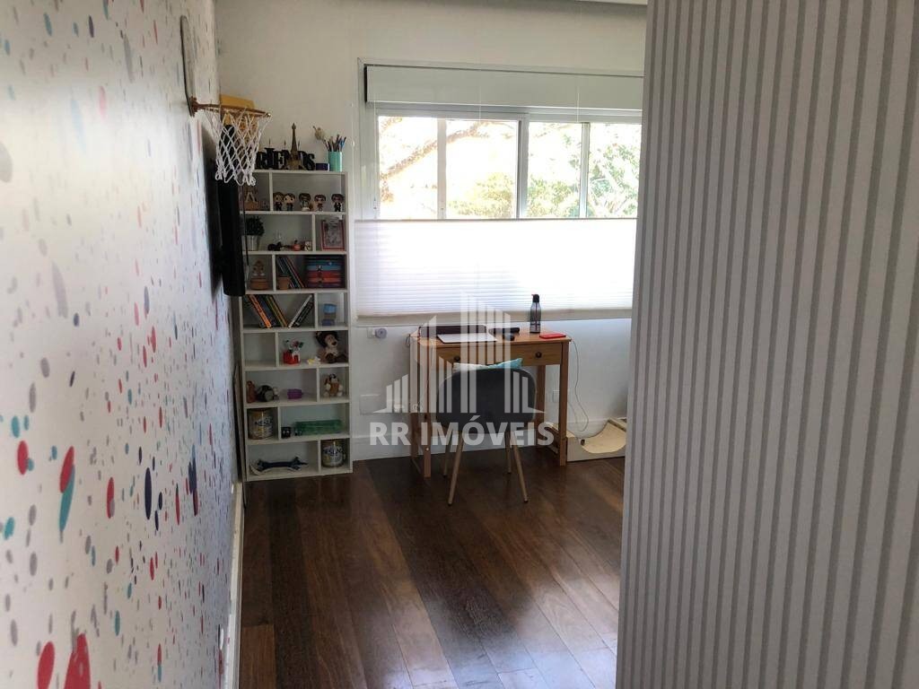 Casa à venda com 4 quartos, 750m² - Foto 25