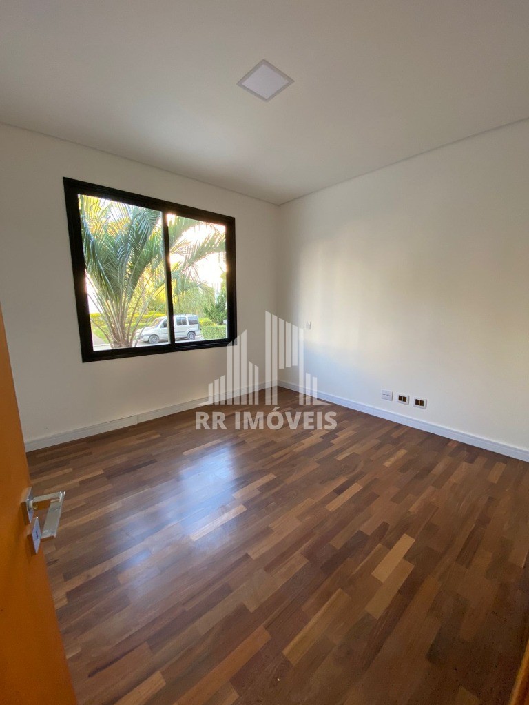 Casa à venda com 5 quartos, 750m² - Foto 13