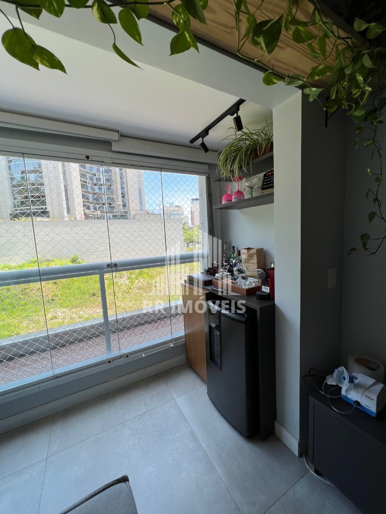 Apartamento à venda com 2 quartos, 67m² - Foto 7