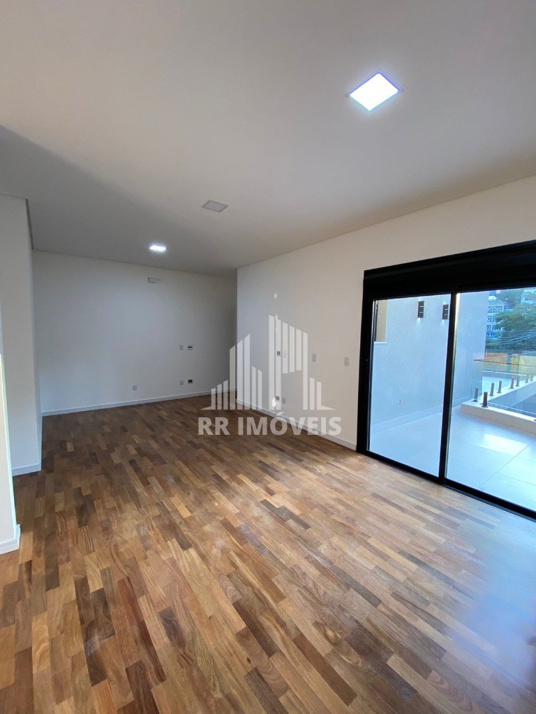 Casa à venda com 5 quartos, 750m² - Foto 15