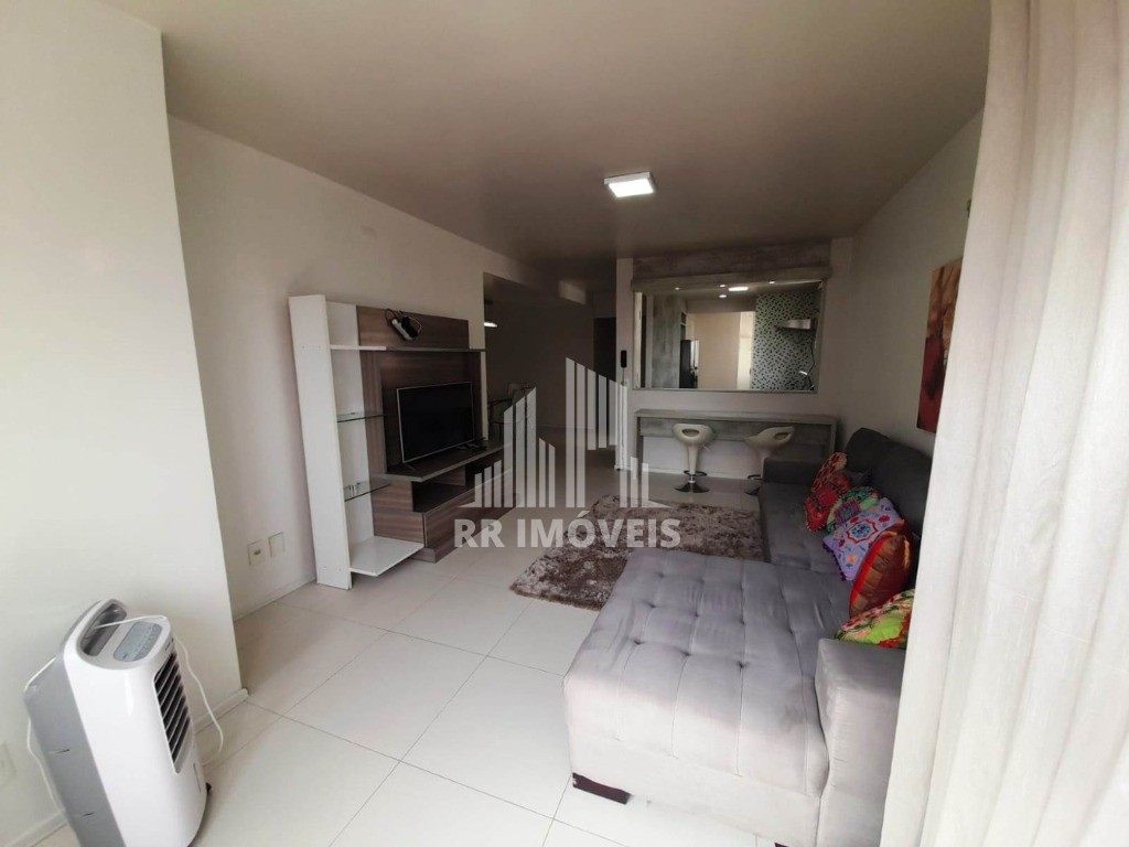 Apartamento à venda com 2 quartos, 98m² - Foto 2