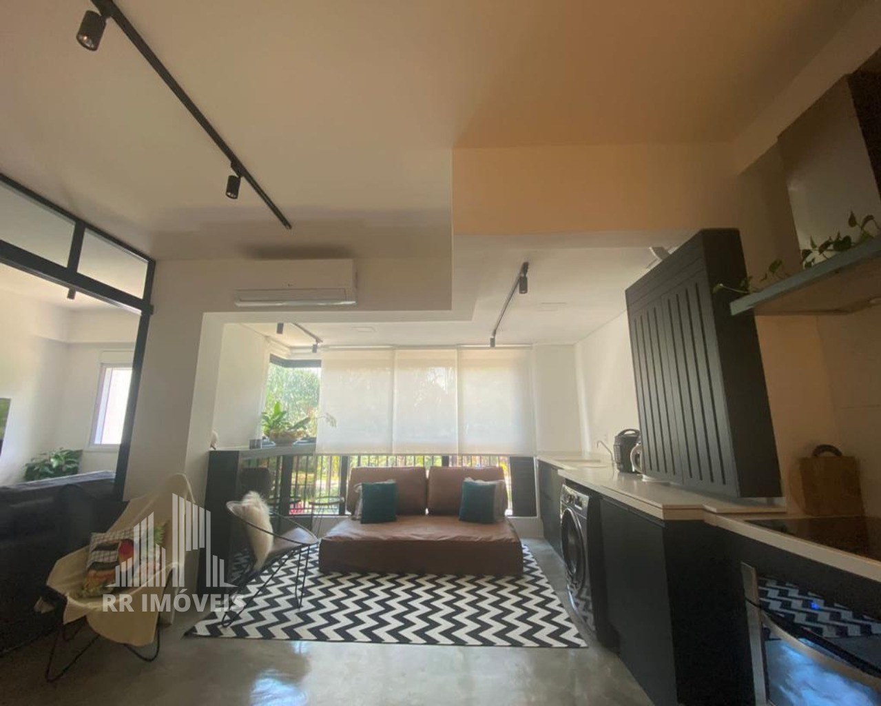 Apartamento à venda com 2 quartos, 75m² - Foto 3