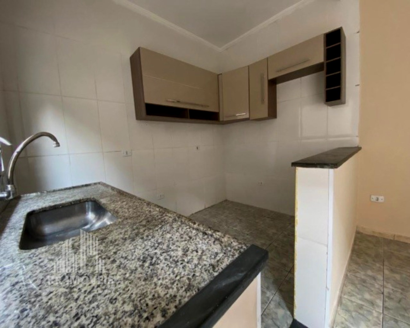 Casa à venda com 3 quartos, 220m² - Foto 1