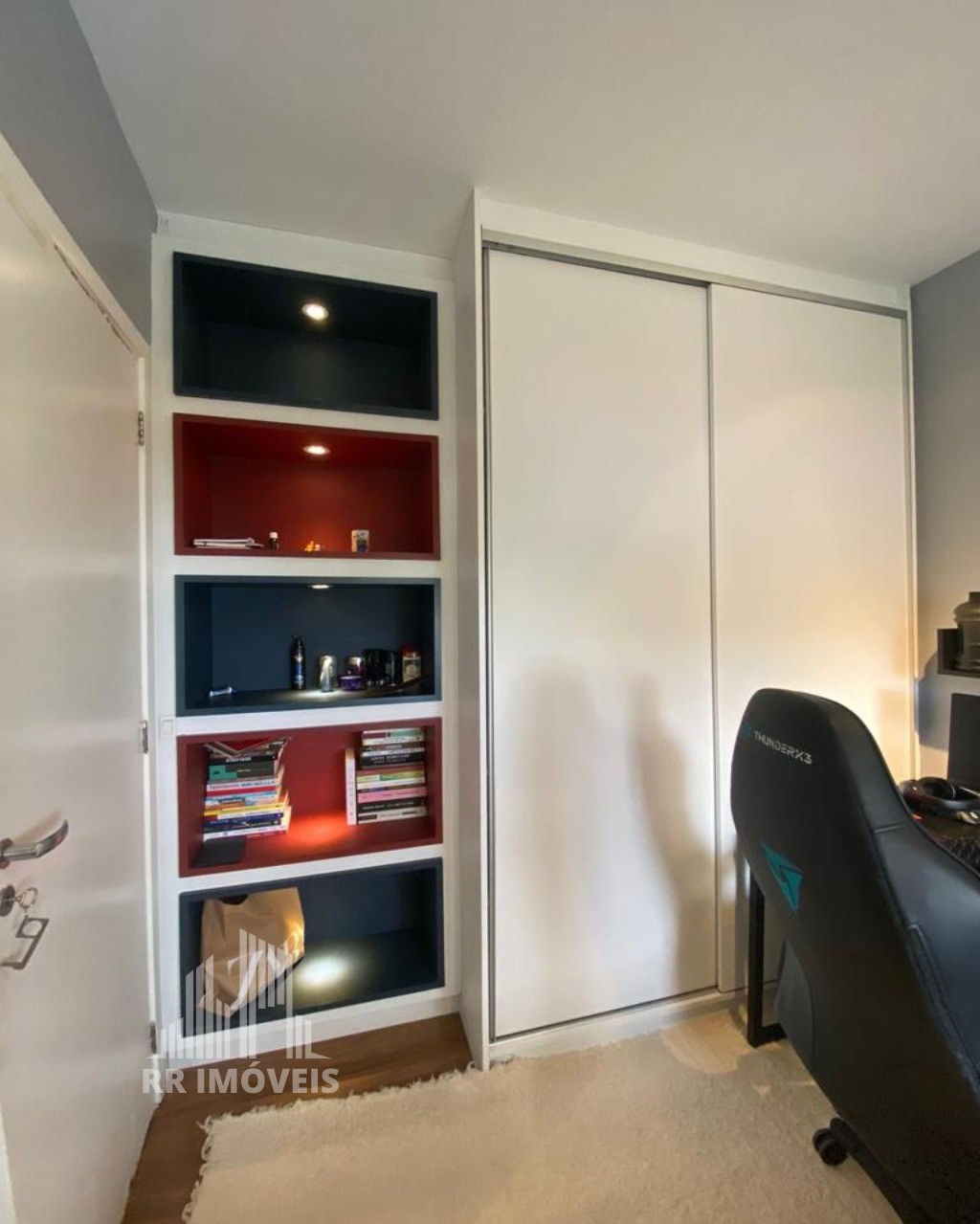 Apartamento à venda com 2 quartos, 75m² - Foto 16