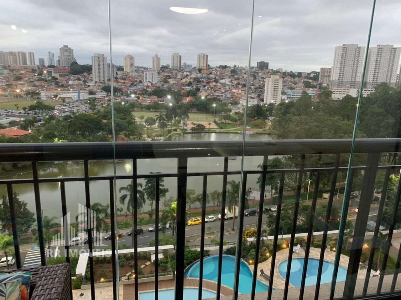 Apartamento à venda com 2 quartos, 76m² - Foto 5