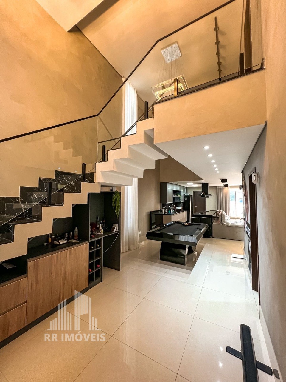 Casa à venda com 3 quartos, 243m² - Foto 9