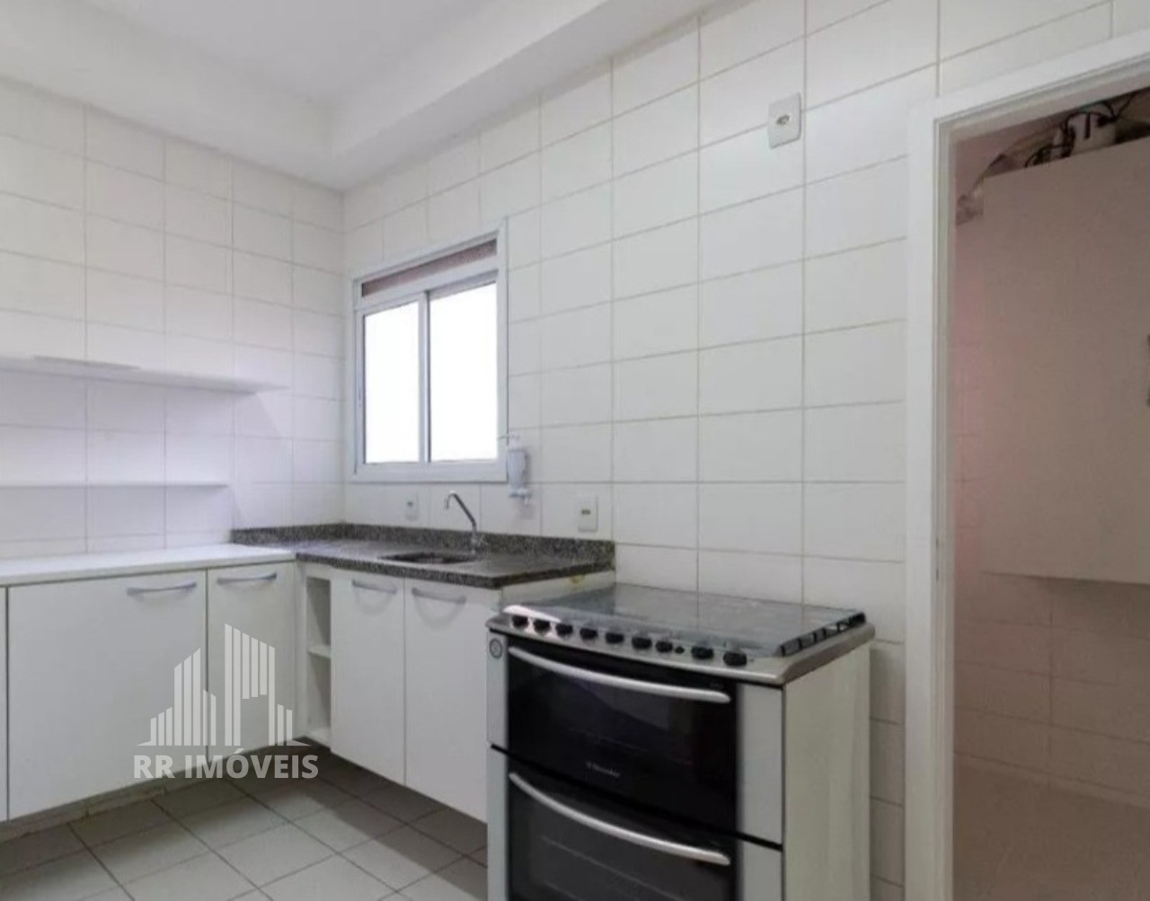 Apartamento à venda com 3 quartos, 105m² - Foto 6