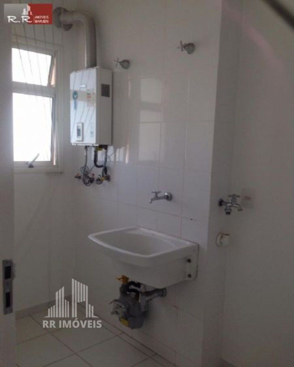 Apartamento à venda com 2 quartos, 76m² - Foto 4