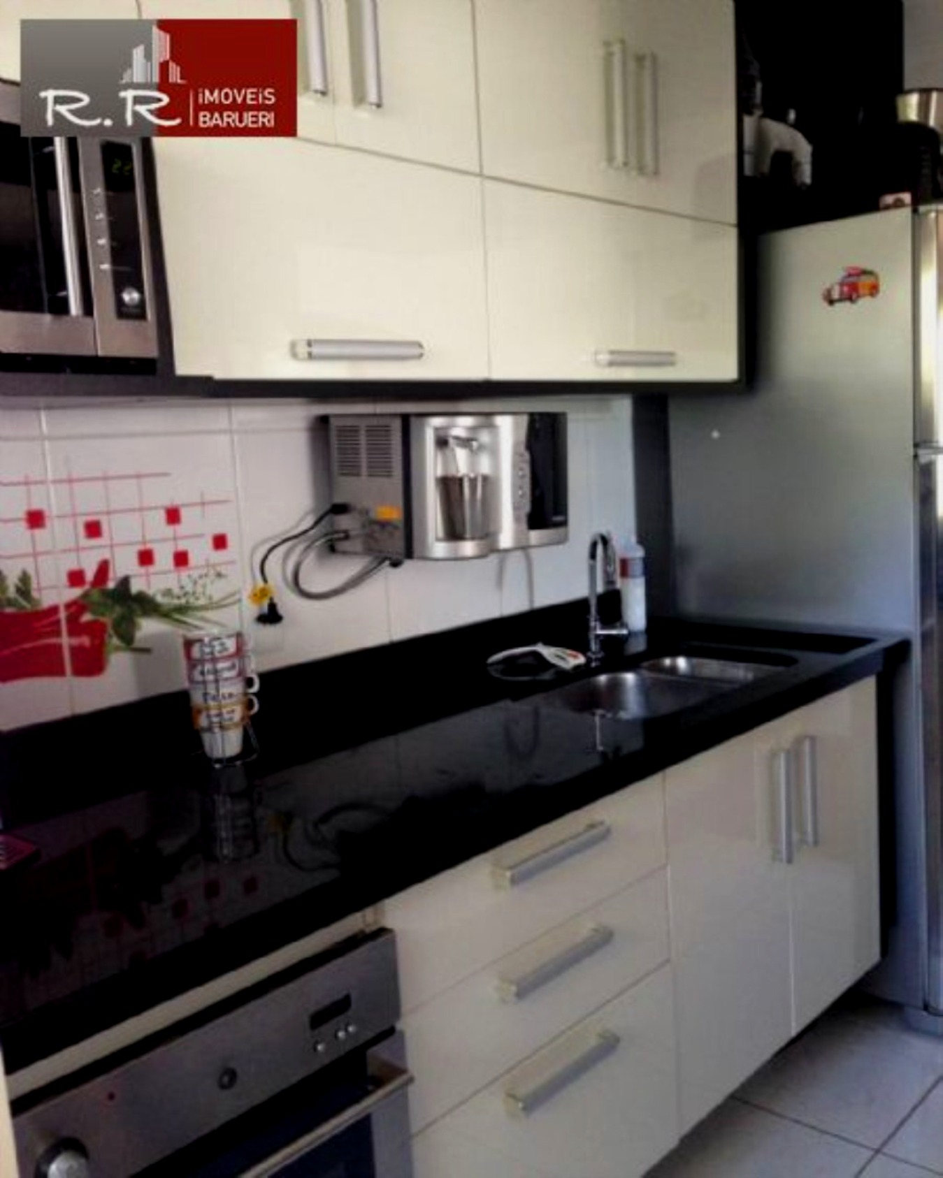 Apartamento à venda com 2 quartos, 80m² - Foto 1