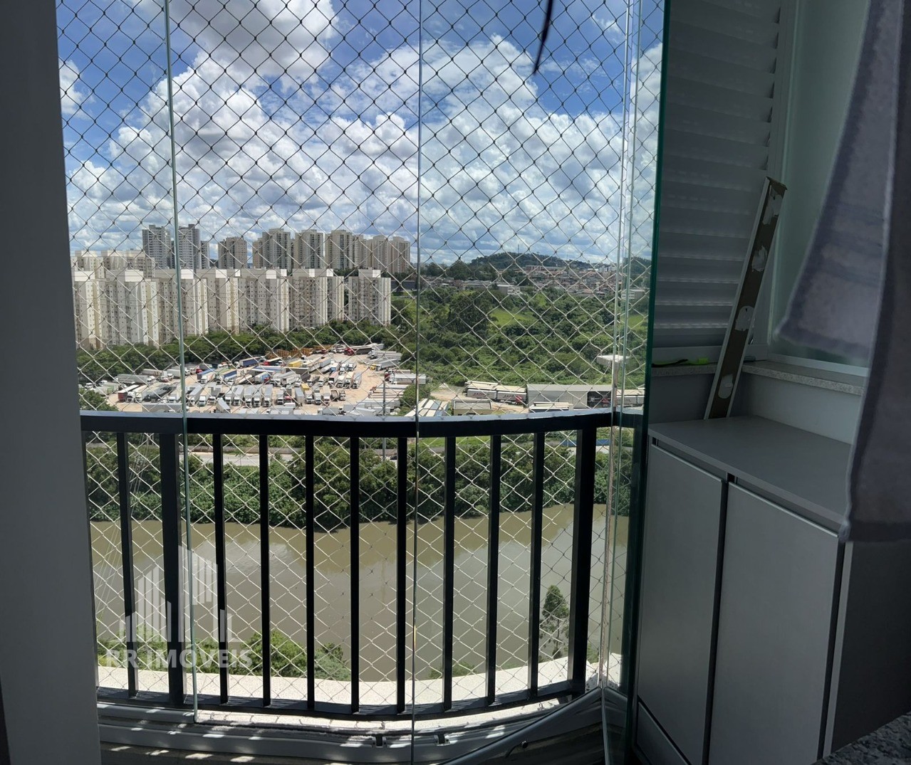 Apartamento à venda com 3 quartos, 110m² - Foto 8