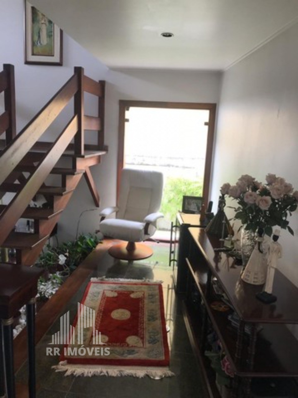 Casa à venda com 4 quartos, 310m² - Foto 4