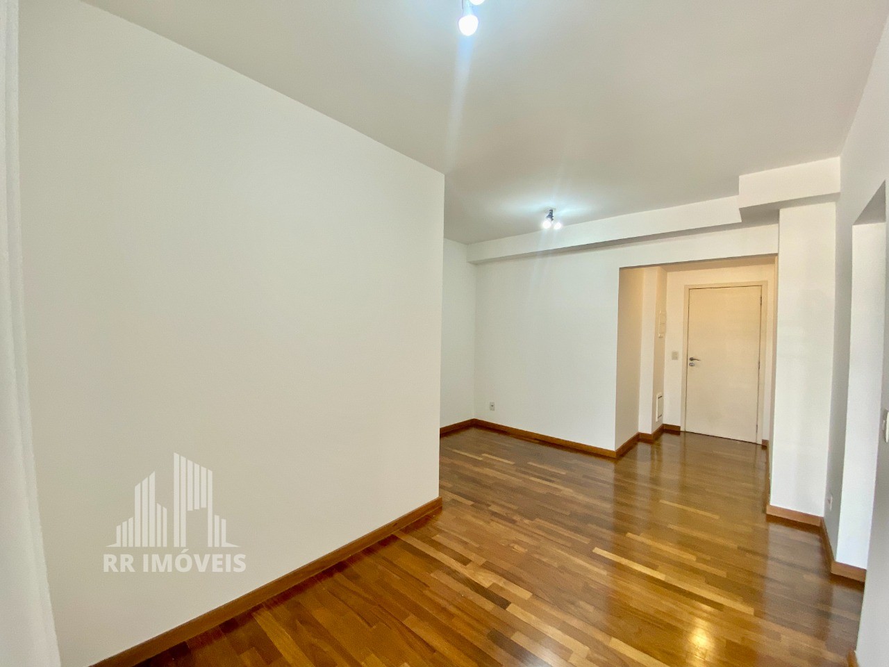 Apartamento à venda com 3 quartos, 73m² - Foto 12