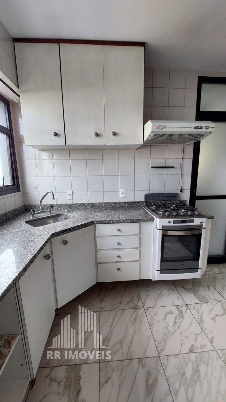 Apartamento à venda com 3 quartos, 98m² - Foto 12