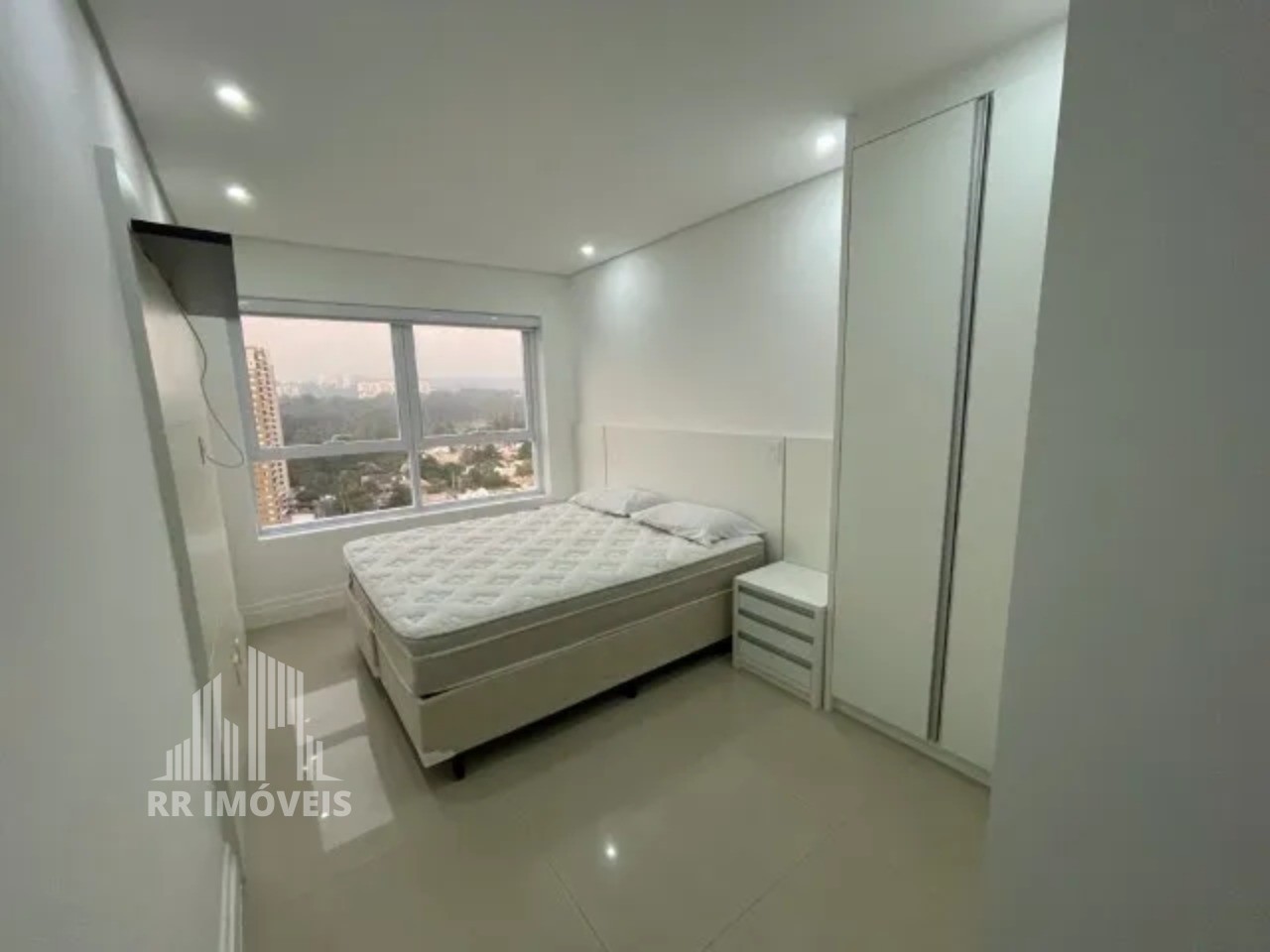 Apartamento à venda com 2 quartos, 67m² - Foto 10