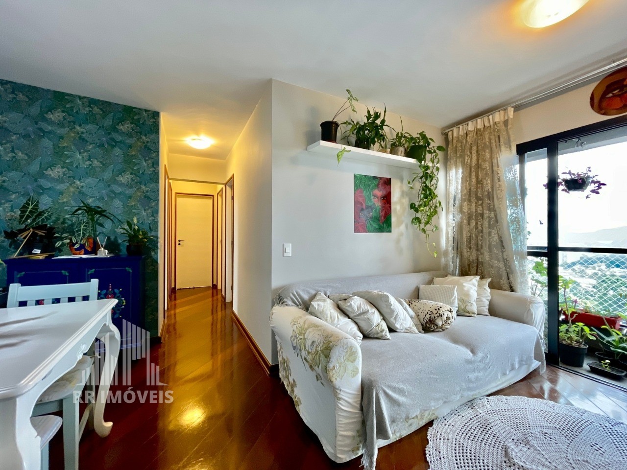 Apartamento à venda com 3 quartos, 98m² - Foto 4