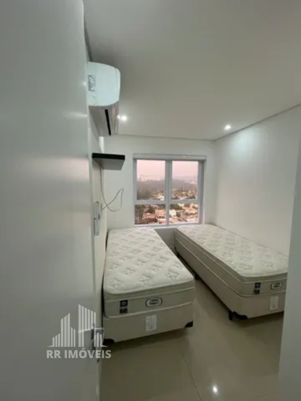 Apartamento à venda com 2 quartos, 67m² - Foto 12