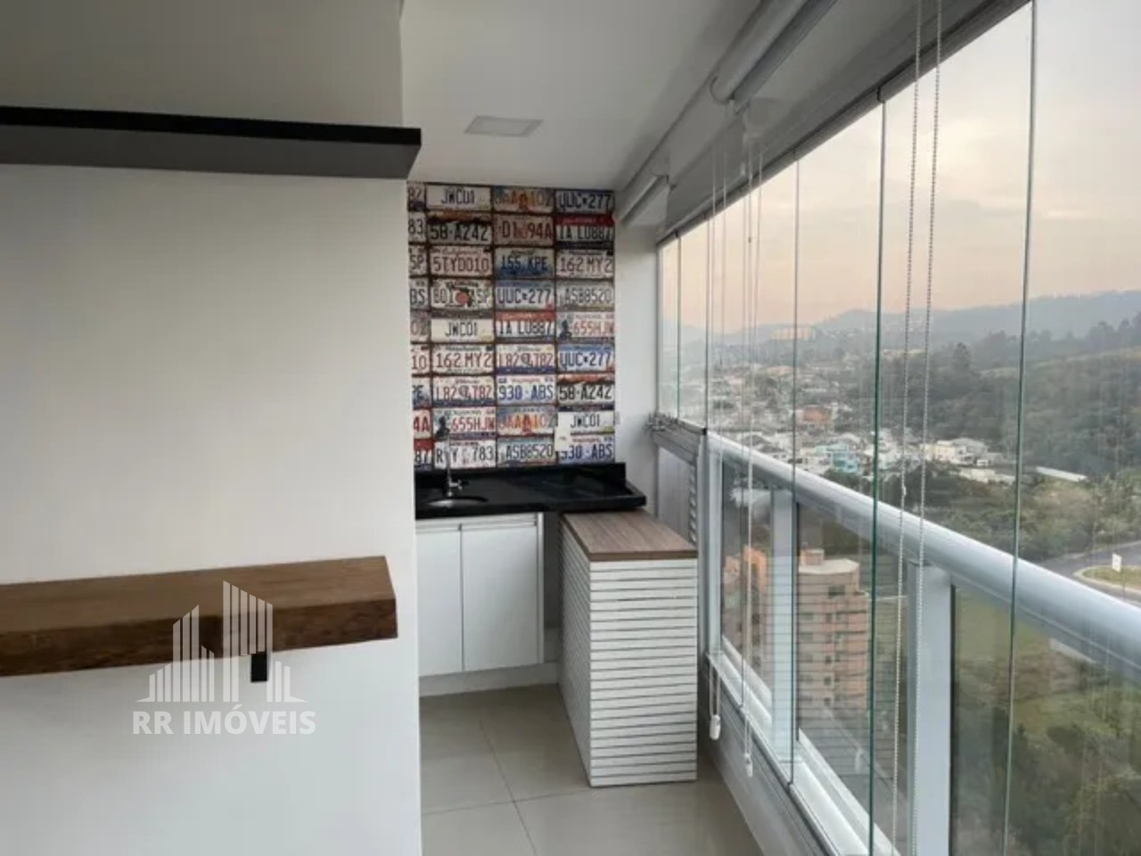 Apartamento à venda com 2 quartos, 67m² - Foto 5