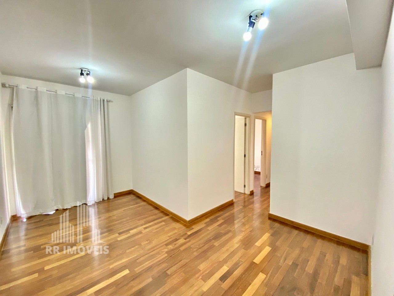 Apartamento à venda com 3 quartos, 73m² - Foto 7