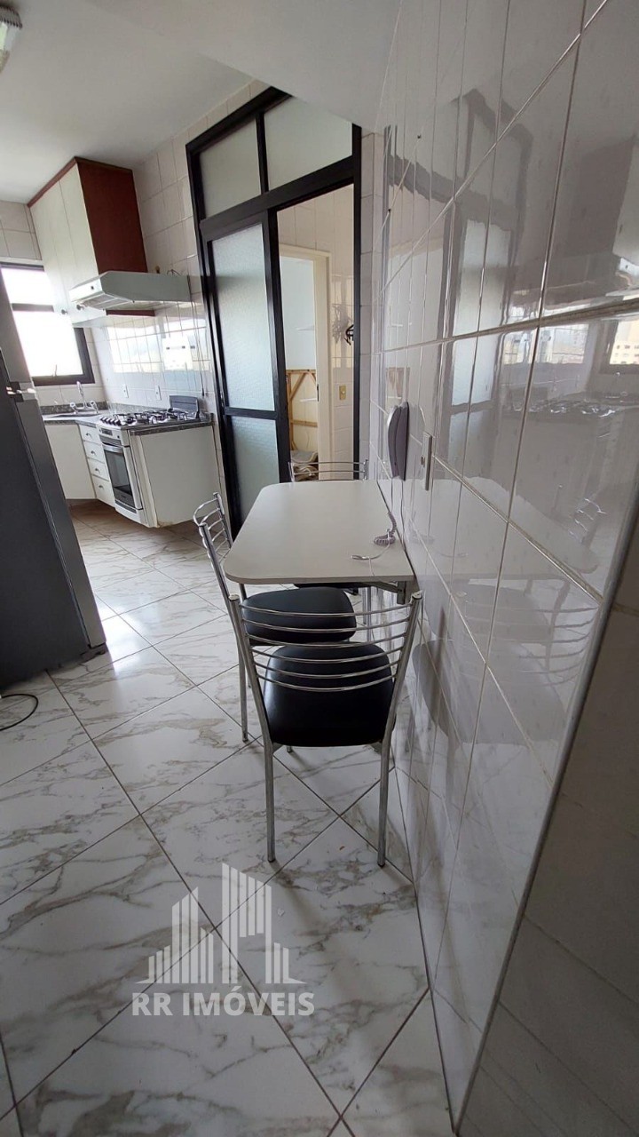 Apartamento à venda com 3 quartos, 98m² - Foto 14