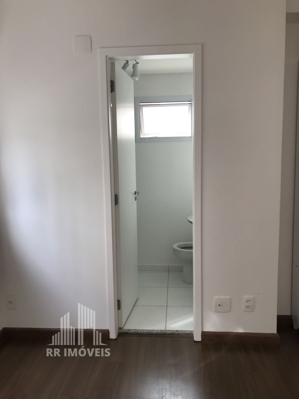 Apartamento à venda com 2 quartos, 69m² - Foto 12