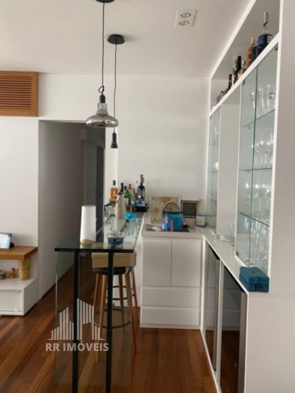 Apartamento à venda com 2 quartos, 76m² - Foto 7