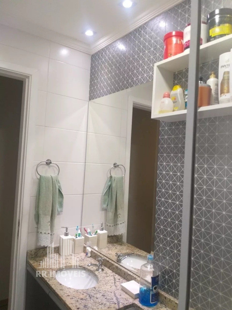 Apartamento à venda com 2 quartos, 57m² - Foto 18