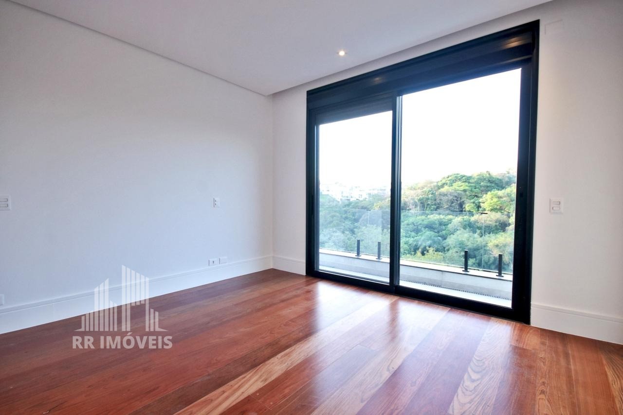 Casa à venda com 4 quartos, 379m² - Foto 13